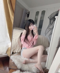 #清純白皙學生妹 欣兒  158cm.B奶.21歲 小隻馬 好操控 好聊有女友fu。 生澀無經驗,需