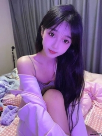 小煙 160cm C奶 20歲  清純幼女 臉蛋可愛   個性健談 第一次下海   無言 無刺青 無男