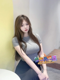 如琳 164.F奶.47kg.25歲 超大杯純天然F奶 奶泡專家  還是一位吃雞高手 女友fu100分