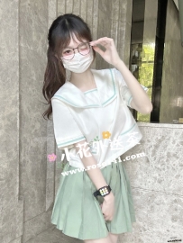 嘉結 155.35kg.B奶.18歲 限定高中生強推~粉嫩蜜穴小可愛  活潑外向 態度優 沒有抽菸