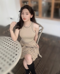 雨綺 163.45.D.22  高雄 6k  青春肉體身材好  皮膚白皙   聲音嗲嗲的  清純又悶騷 蜜