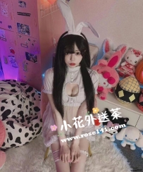 彈彈 158.D奶.48kg.23歲 性感貓貓，在線偷走你的心 平常就有很多戰袍喔，玩法多元化