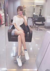 綠茶   166cm 48kg Ccup 22y  勾魂性感尤物 不錯喝喔 可愛小仙女 甜滋滋的嫩穴水水多