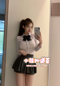 敏熙 165.E奶.22歲 五官精緻 迷人的電眼 曲線誘人性感小蠻腰 柔軟極致好觸感，雪白滑
